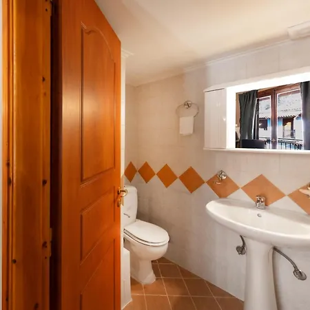 White Hills Suites & Spa Arachova Exterior photo