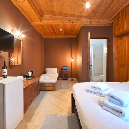 White Hills Suites & Spa Arachova Exterior photo