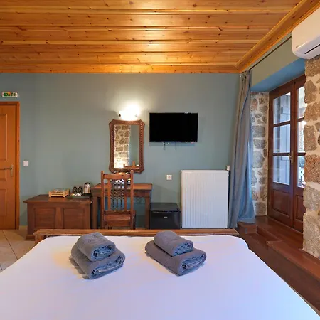 White Hills Suites & Spa Arachova Exterior photo